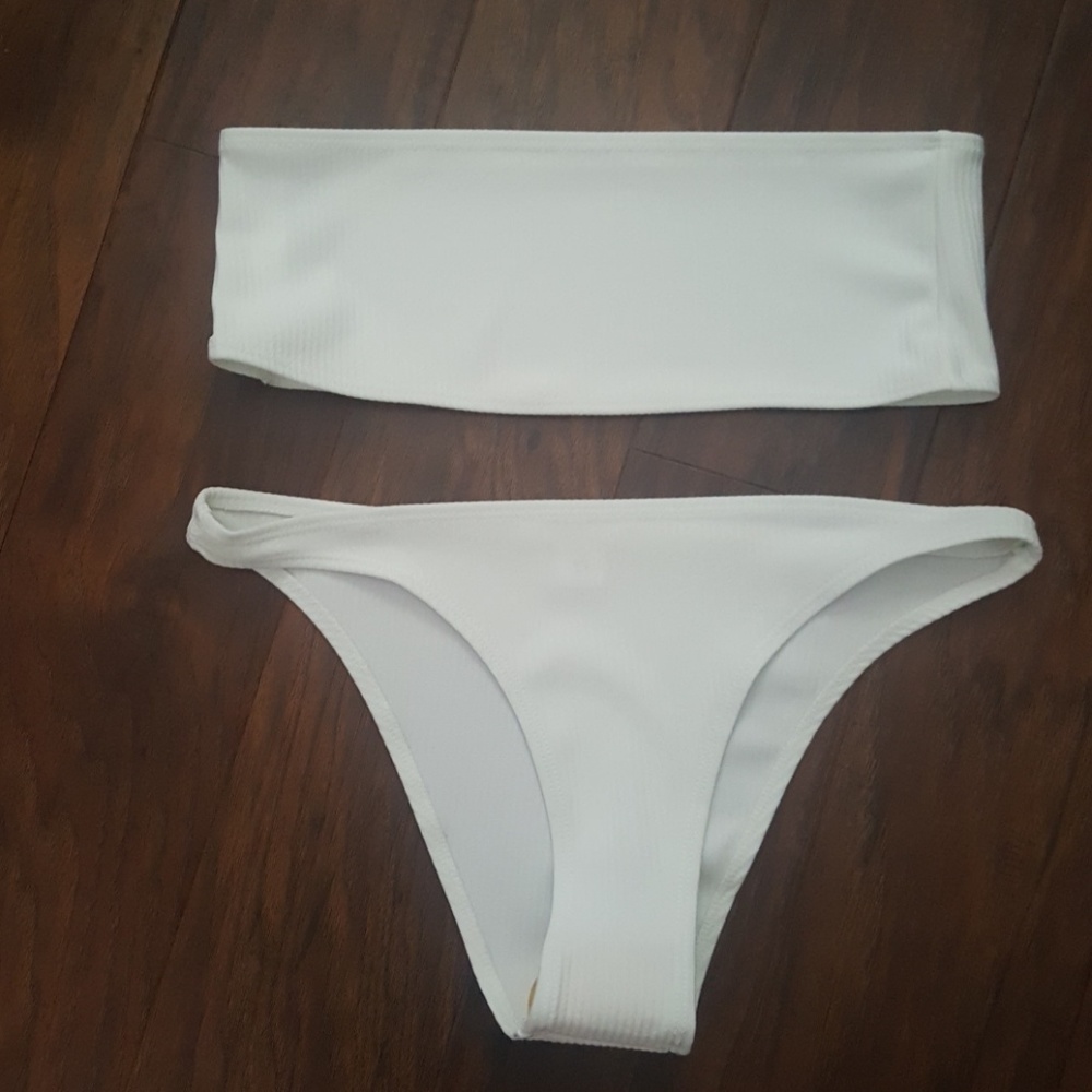 Ribbed bikini